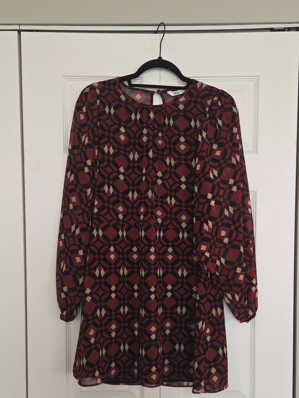 Zara Burgundy and Black Geometric Long-Sleeve Shift Dress